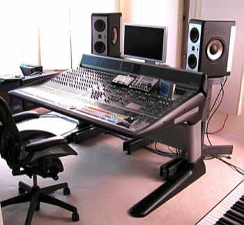 Kevin's Florida mastering and mixing studio with Avid D Control